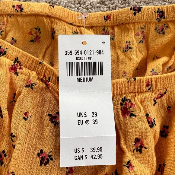 Hollister romper size M - Picture 3 of 4